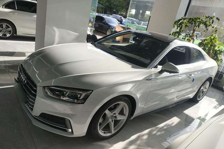 Used Audi A5 2019 Coupe 40 TFSI Fashion Edition China V Emission Standard Left Side