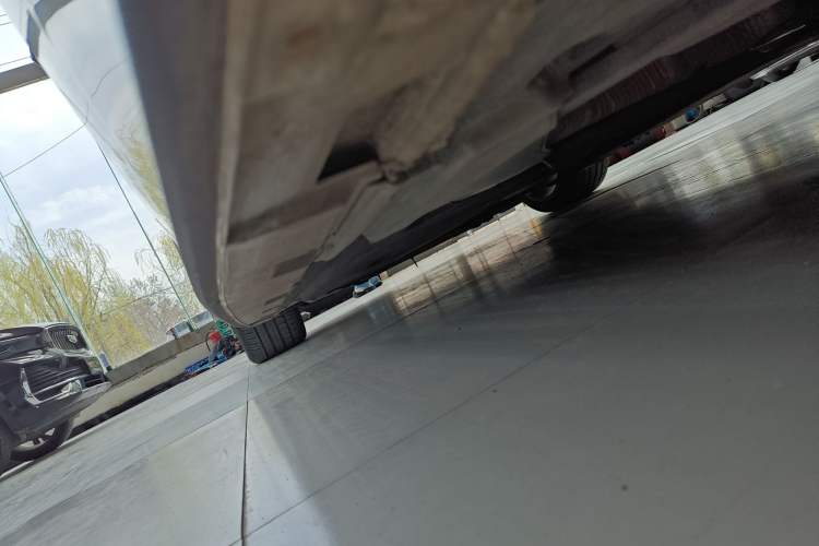 Used Audi A5 2019 Sportback 40 TFSI Fashion Model Left Side Sill