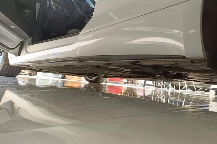 Used Audi A5 2019 Cabriolet 40 TFSI Fashion Edition China V Left Side Sill