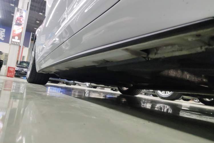 Used Audi A5 2019 Sportback 40 TFSI Fashion Model Left Side Sill