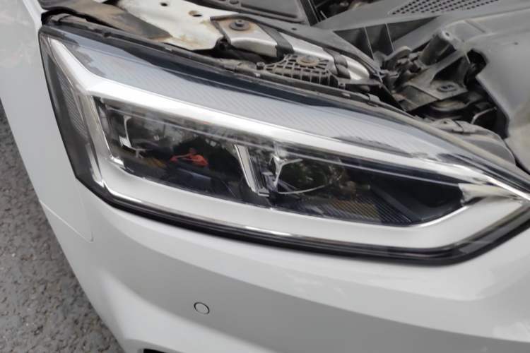 Used Audi A5 2019 Sportback 40 TFSI Fashion Model Right Front Headlight
