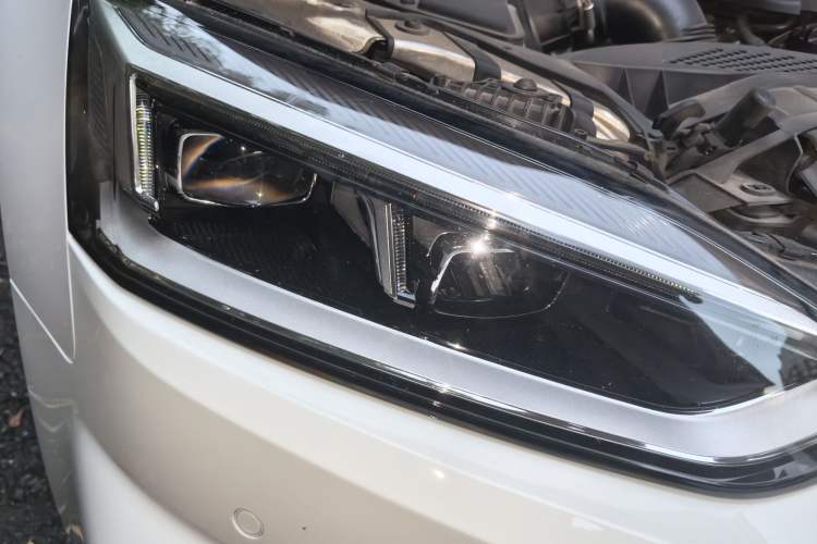 Used Audi A5 2019 Sportback 40 TFSI Fashion Model Right Front Headlight