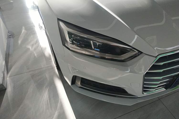 Used Audi A5 2019 Coupe 40 TFSI Fashion Edition China V Emission Standard Right Front Headlight