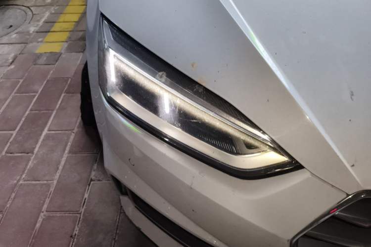 Used Audi A5 2019 Sportback 40 TFSI Fashion Model Right Front Headlight