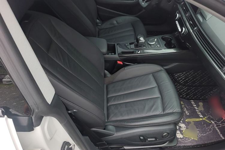 Used Audi A5 2019 Sportback 40 TFSI Fashion Model Right Front Seat