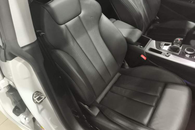 Used Audi A5 2019 Sportback 45 TFSI quattro Sport Model Right Front Seat