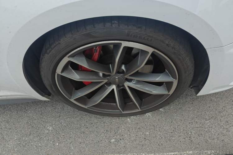 Used Audi A5  Right Front Wheel Hub