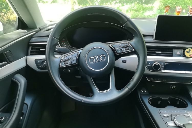 Used Audi A5 2019 Sportback 45 TFSI Fashion Model Steering Wheel