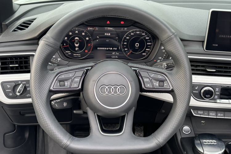 Used Audi A5 2019 Cabriolet 45 TFSI quattro Sport model China V standard Steering Wheel