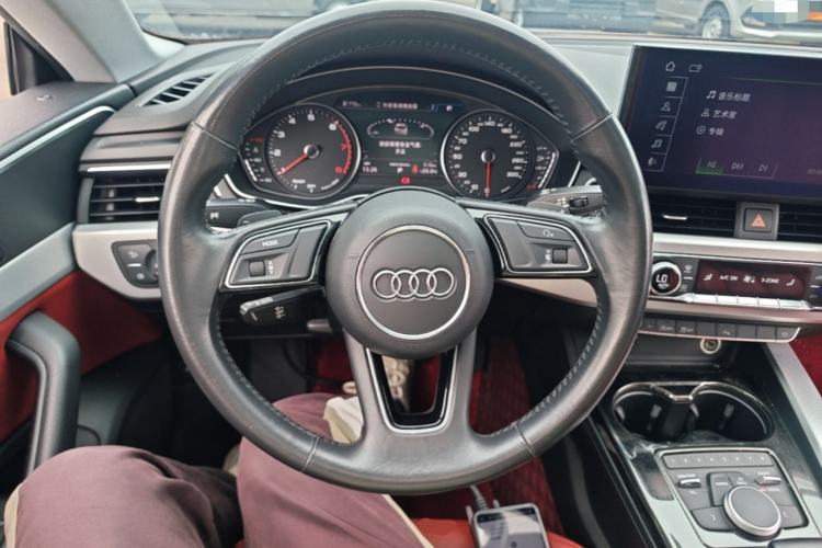 Used Audi A5 2019 Sportback 40 TFSI Fashion Model Steering Wheel
