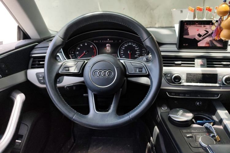 Used Audi A5 2019 Sportback 40 TFSI Fashion Model Steering Wheel