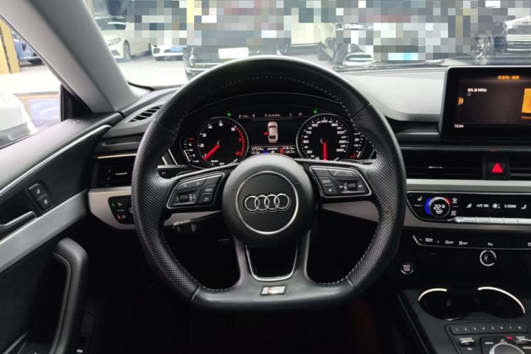 Used Audi A5 2019 Sportback 40 TFSI Fashion Model Steering Wheel