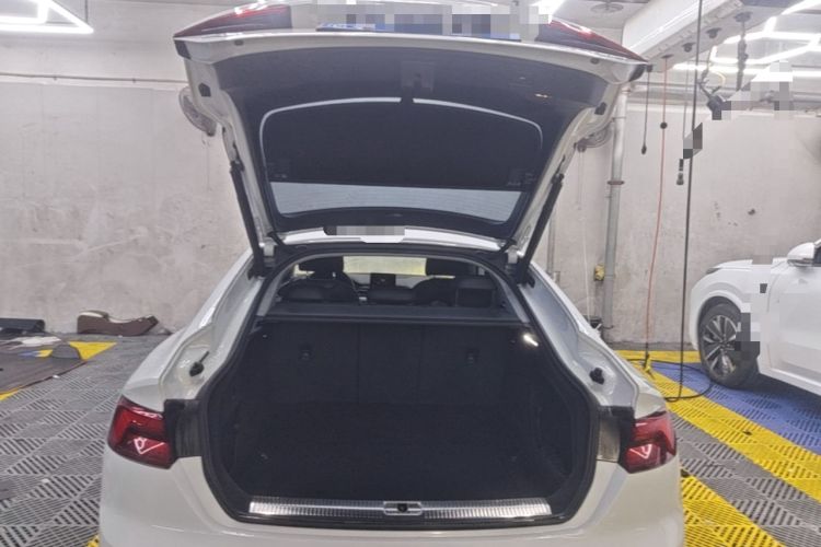 Used Audi A5 2019 Sportback 40 TFSI Fashion Model Trunk