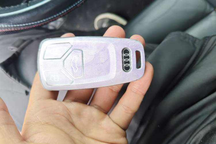 Used Audi A5 2019 Sportback 40 TFSI Fashion Model Vehicle Key