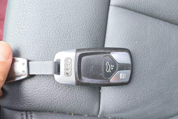 Used Audi A5 2019 Sportback 45 TFSI Fashion Model Vehicle Key