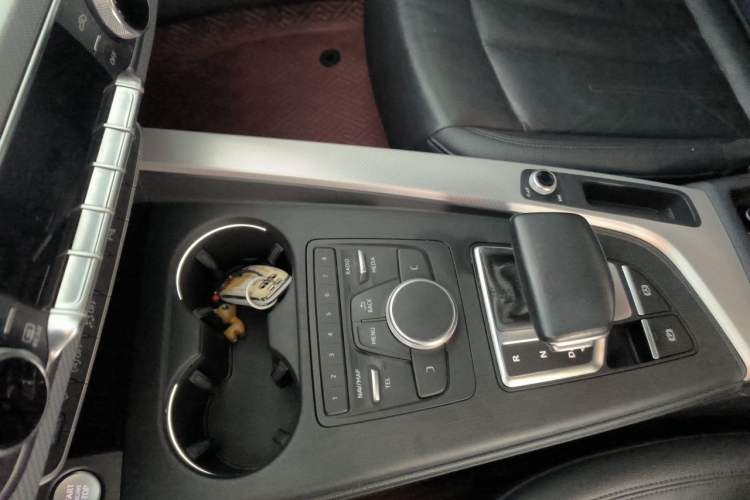 Used Audi A5 2019 Sportback 40 TFSI Fashion Model Vehicle Key