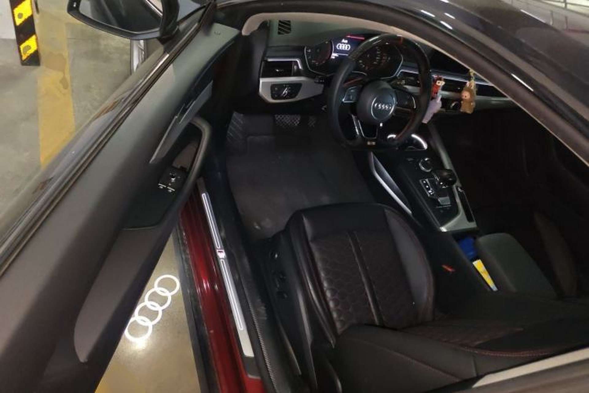 Used Audi A5 2020 Coupe 40 TFSI Fashion Edition China VI Emission Standard Driver Seat