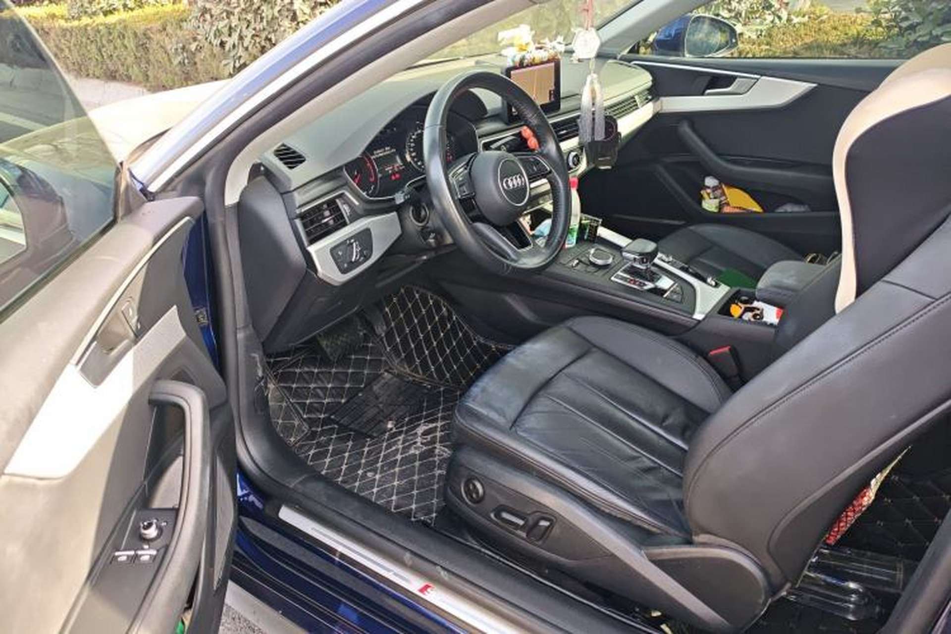 Used Audi A5 2020 Coupe 40 TFSI Fashion Edition China VI Emission Standard Driver Seat