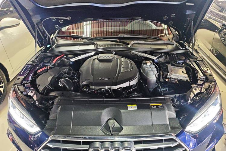 Used Audi A5 2020 Coupe 40 TFSI Fashion Edition China VI Emission Standard Engine Bay