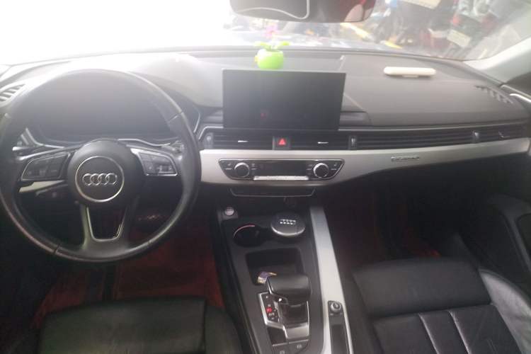 Used Audi A5 2020 Coupe 40 TFSI Fashion Edition China VI Emission Standard Headliner
