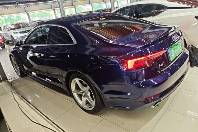 Used Audi A5 2020 Coupe 40 TFSI Fashion Edition China VI Emission Standard Left Side