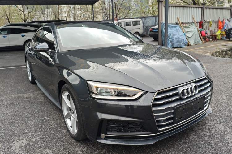 Used Audi A5 2020 Coupe 40 TFSI Fashion Edition China VI Emission Standard Exterior 1