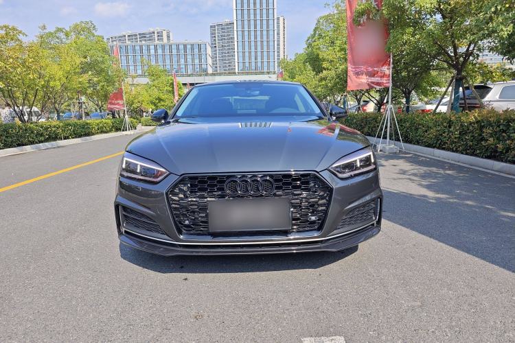 Used Audi A5 2020 Coupe 40 TFSI Fashion Edition China VI Emission Standard Exterior 1