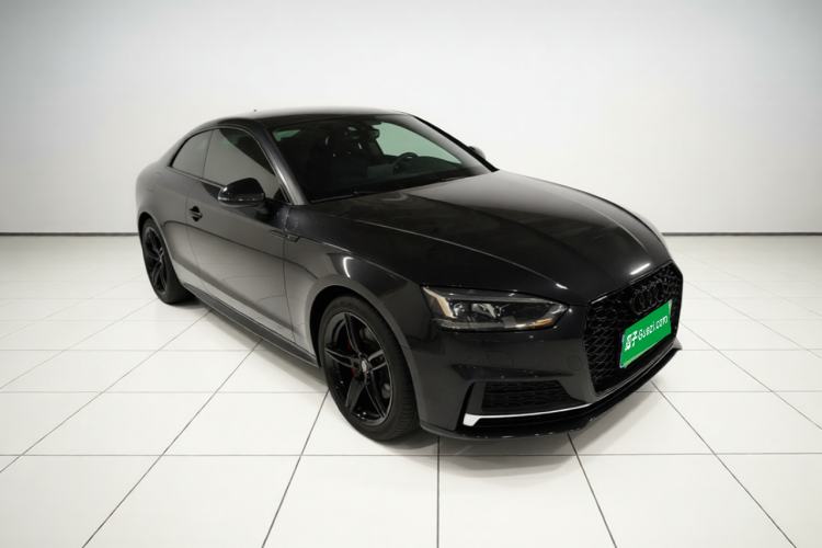 Used Audi A5 2020 Coupe 40 TFSI Fashion Edition China VI Emission Standard Front Right 45 Deg