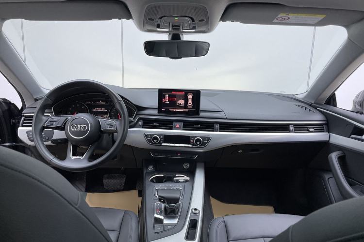 Used Audi A5 2020 Coupe 40 TFSI Fashion Edition China VI Emission Standard Interior 1