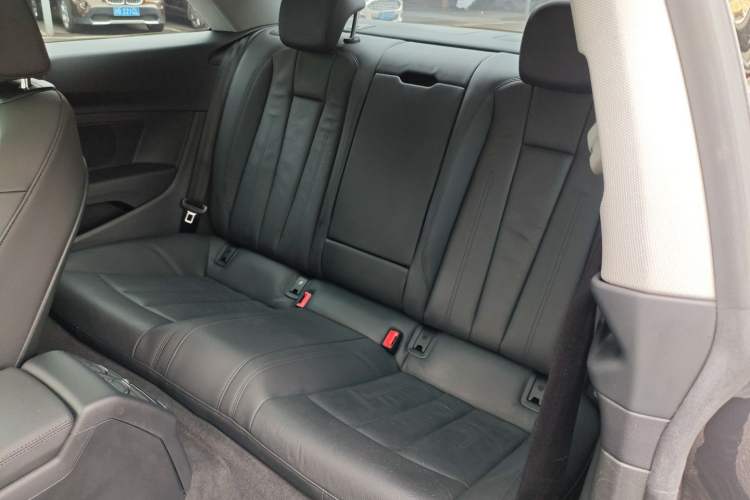 Used Audi A5 2020 Coupe 40 TFSI Fashion Edition China VI Emission Standard Left Rear Seat