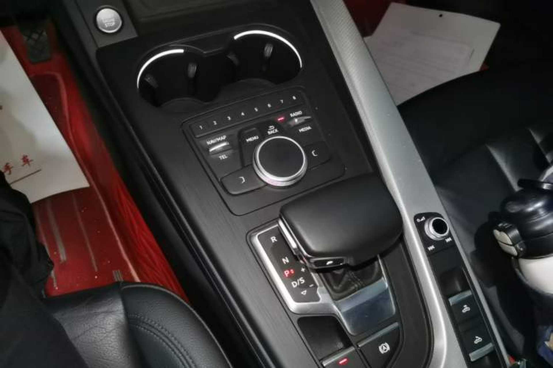 Used Audi A5 2020 Cabriolet 40 TFSI Fashion Edition China VI Emission Standard Gear Lever