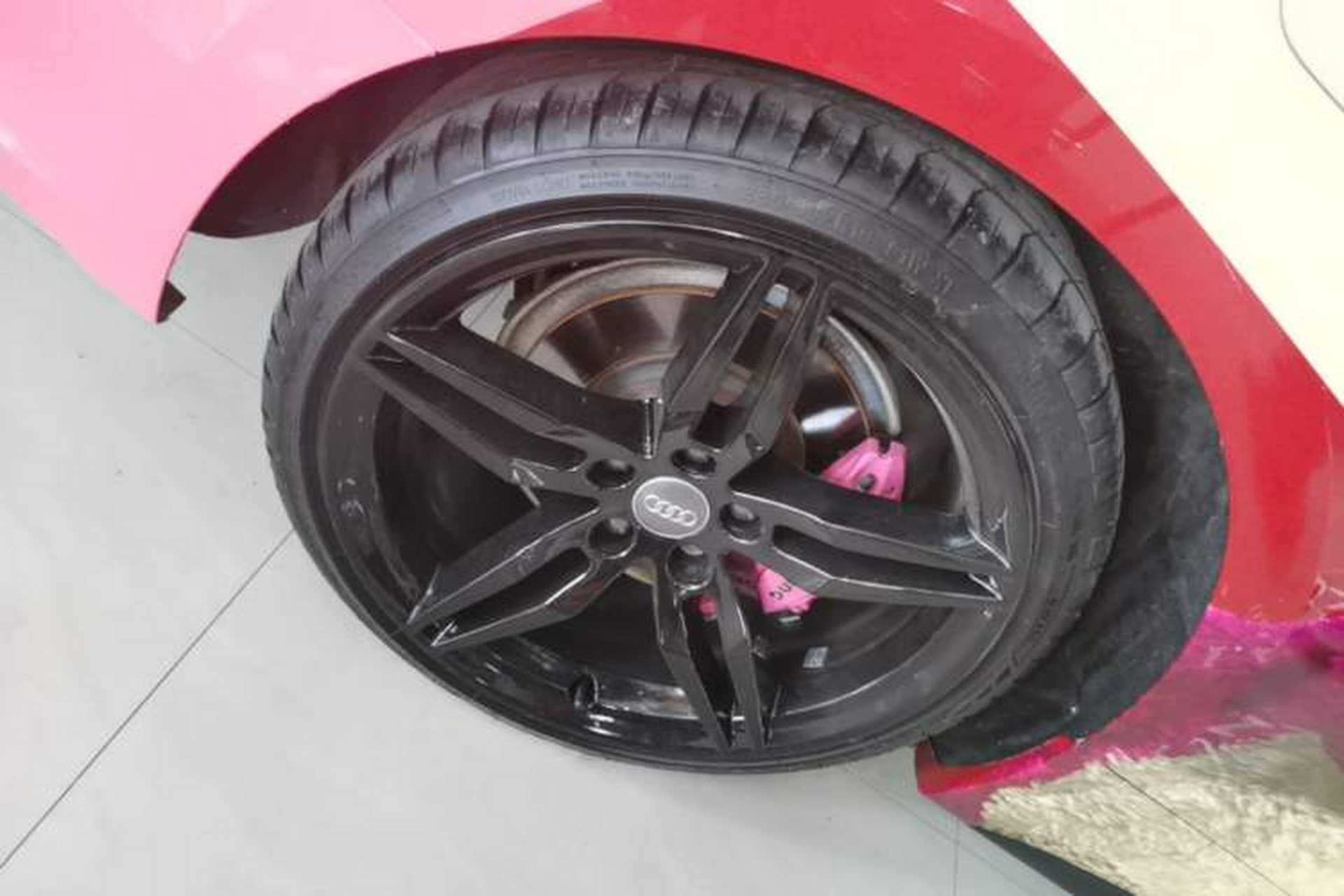 Used Audi A5 2020 Cabriolet 40 TFSI Fashion Edition China VI Emission Standard Right Rear Wheel Hub
