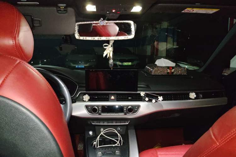 Used Audi A5 2020 Cabriolet 40 TFSI Fashion Edition China VI Emission Standard Center Console