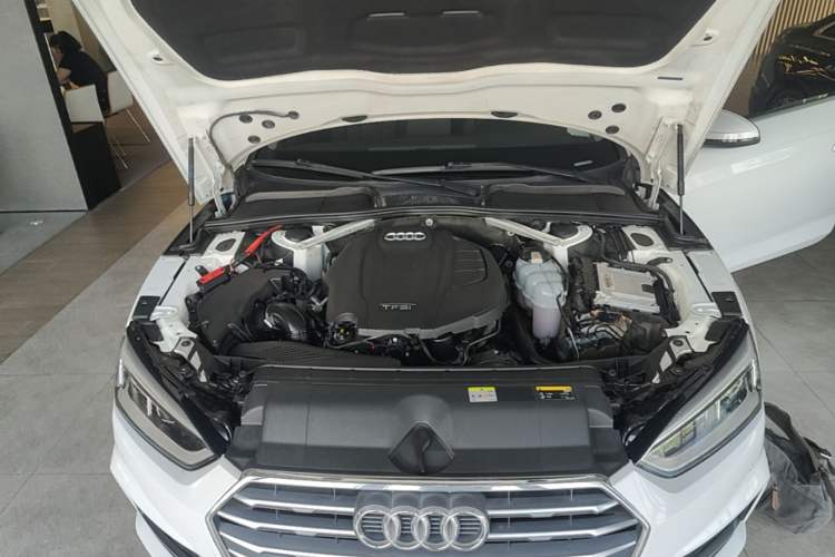 Used Audi A5 2020 Coupe 40 TFSI Fashion Edition China VI Emission Standard Engine Bay