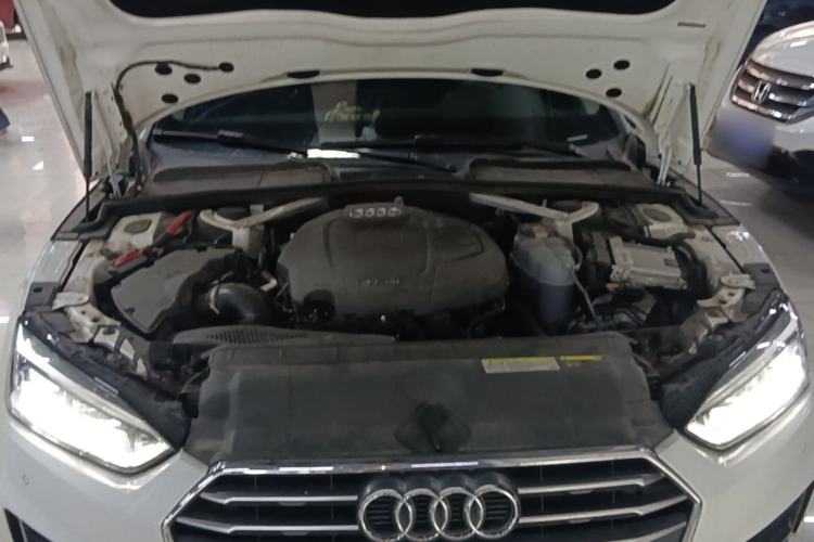 Used Audi A5 2020 Coupe 40 TFSI Fashion Edition China VI Emission Standard Engine Bay