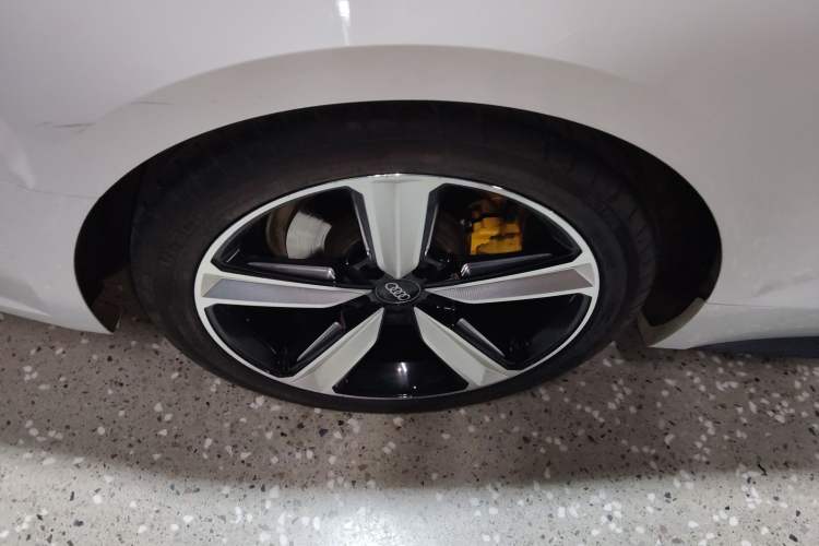 Used Audi A5 2020 Coupe 40 TFSI Fashion Edition China VI Emission Standard Exterior 8