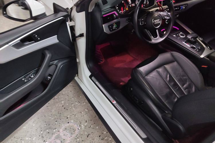Used Audi A5 2020 Coupe 40 TFSI Fashion Edition China VI Emission Standard Interior 3