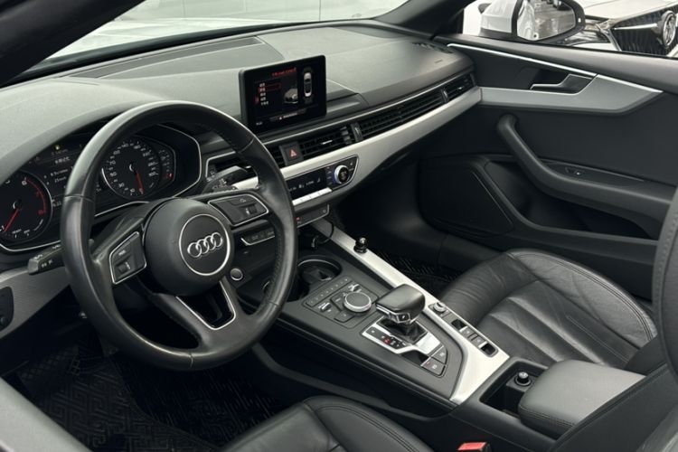 Used Audi A5 2020 Cabriolet 40 TFSI Fashion Edition China VI Emission Standard Interior 7