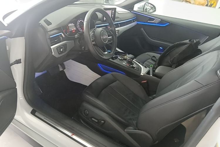 Used Audi A5 2020 Cabriolet 40 TFSI Fashion Edition China VI Emission Standard Left Front Seat