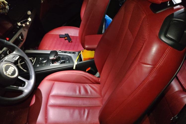 Used Audi A5 2020 Cabriolet 40 TFSI Fashion Edition China VI Emission Standard Left Front Seat