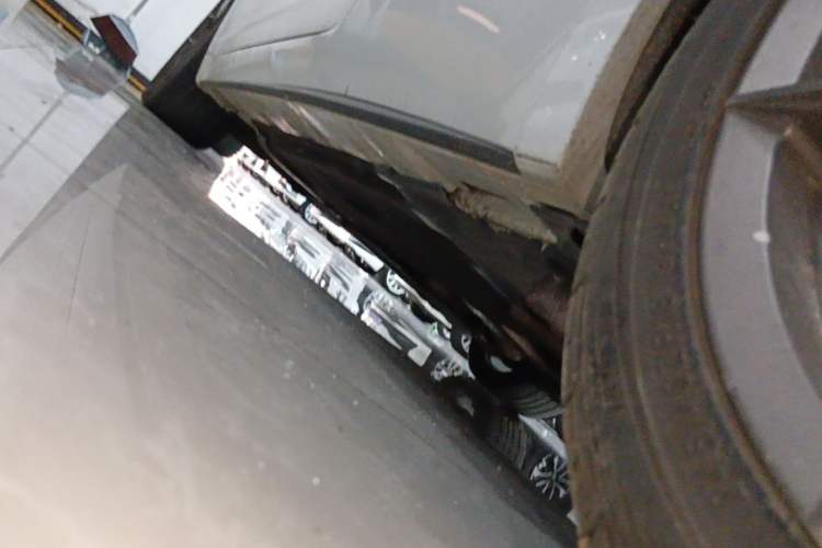Used Audi A5 2020 Coupe 40 TFSI Fashion Edition China VI Emission Standard Left Side Sill
