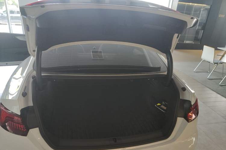 Used Audi A5 2020 Coupe 40 TFSI Fashion Edition China VI Emission Standard Trunk