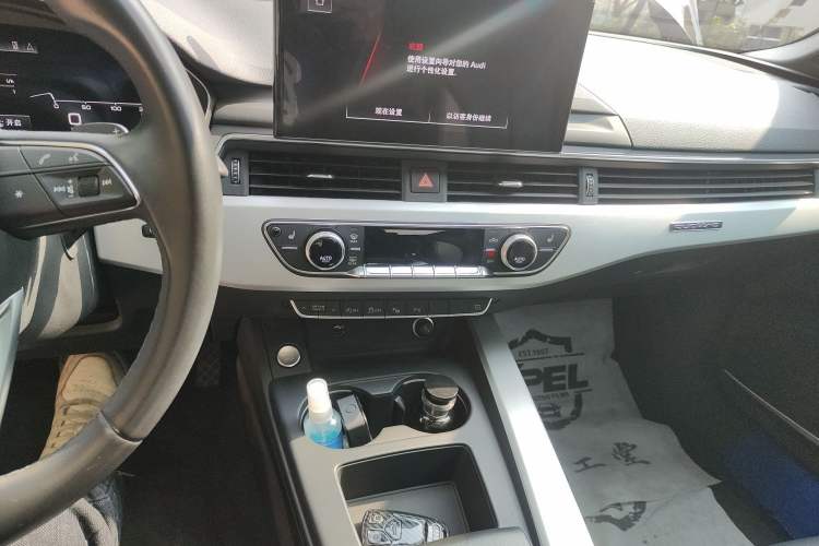 Used Audi A5 2021 Sportback 45 TFSI quattro Prestige Dynamic Edition Audio And AC Panel