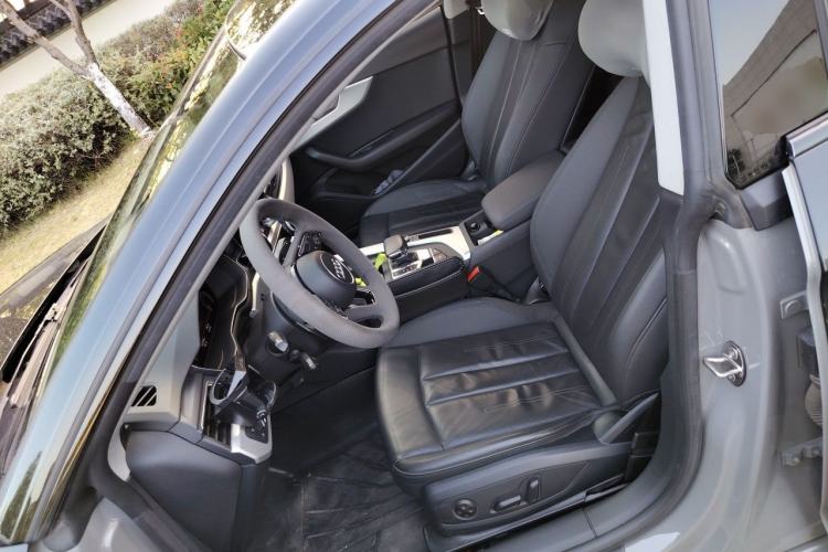 Used Audi A5 2021 Sportback 40 TFSI Stylish and Elegant Model Left Front Seat