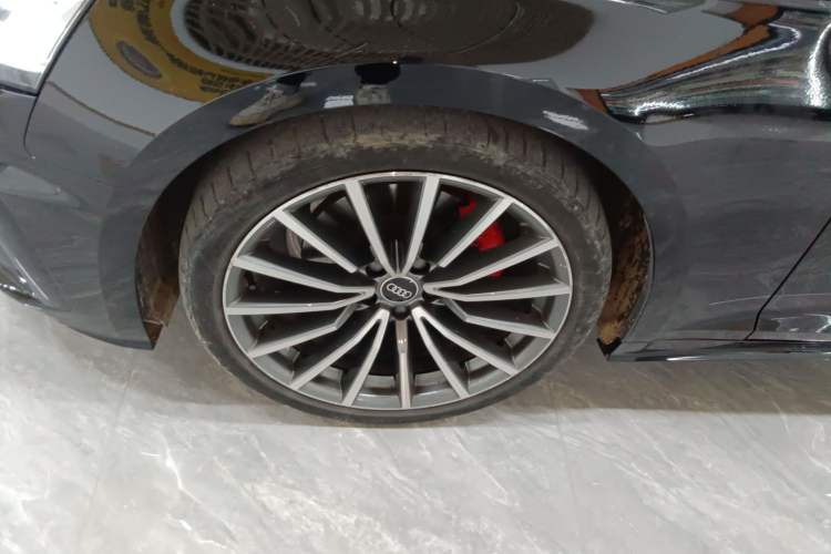 Used Audi A5 2021 Sportback 40 TFSI quattro Luxury Dynamic Model Left Front Wheel Hub