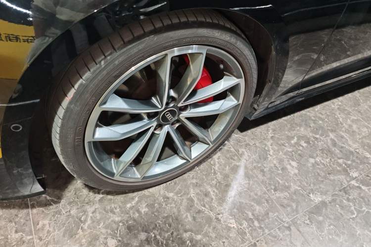 Used Audi A5 2021 Sportback 45 TFSI quattro Prestige Dynamic Edition Left Front Wheel Hub