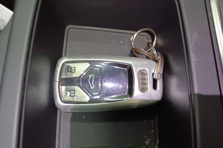 Used Audi A5 2021 Sportback 40 TFSI quattro Luxury Dynamic Model Vehicle Key