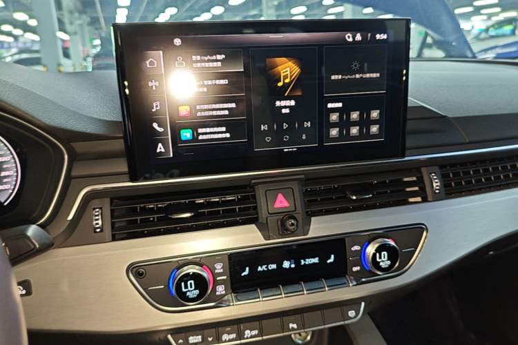 Used Audi A5 2021 Sportback 40 TFSI Fashionable and Dynamic Model Audio And AC Panel