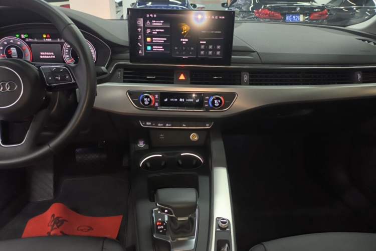 Used Audi A5 2021 Sportback 40 TFSI Fashionable and Dynamic Model Audio And AC Panel