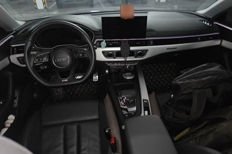 Used Audi A5 2021 Sportback 45 TFSI quattro Prestige Dynamic Edition Center Console